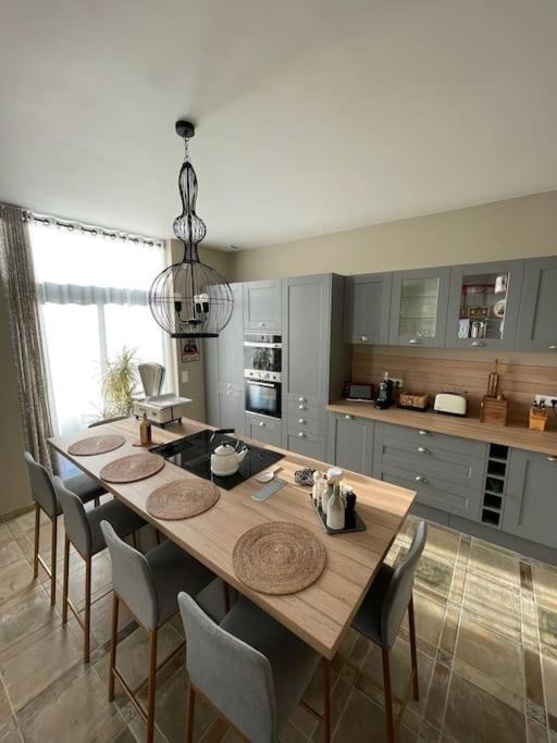 Le Pigeonnier / Gite De Charme 1 A 4 Pers 80 M² Cambrai Exterior photo